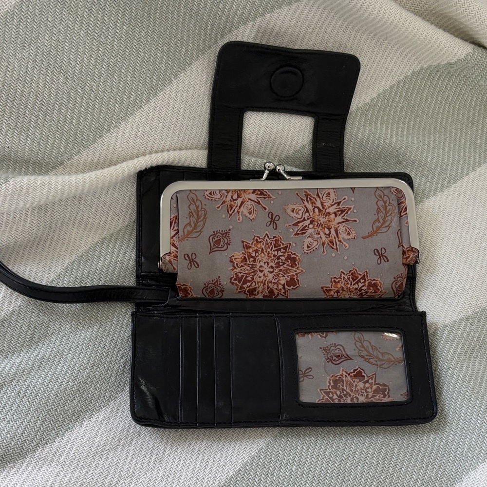 Hobo black leather wallet